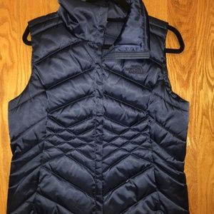 North Face Vest 550 Down insulation NWOT